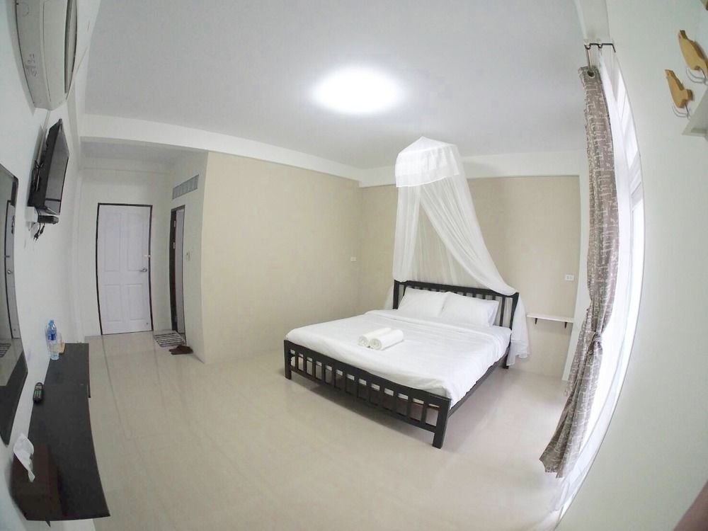 Hasu Guesthouse Hatjaj Kültér fotó