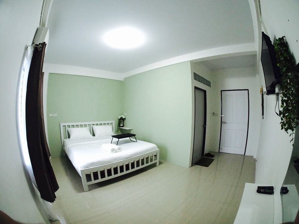 Hasu Guesthouse Hatjaj Kültér fotó
